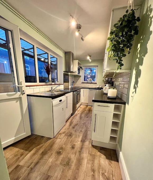 Canalside Terrace-Boutique Stay Worcester City Exterior foto